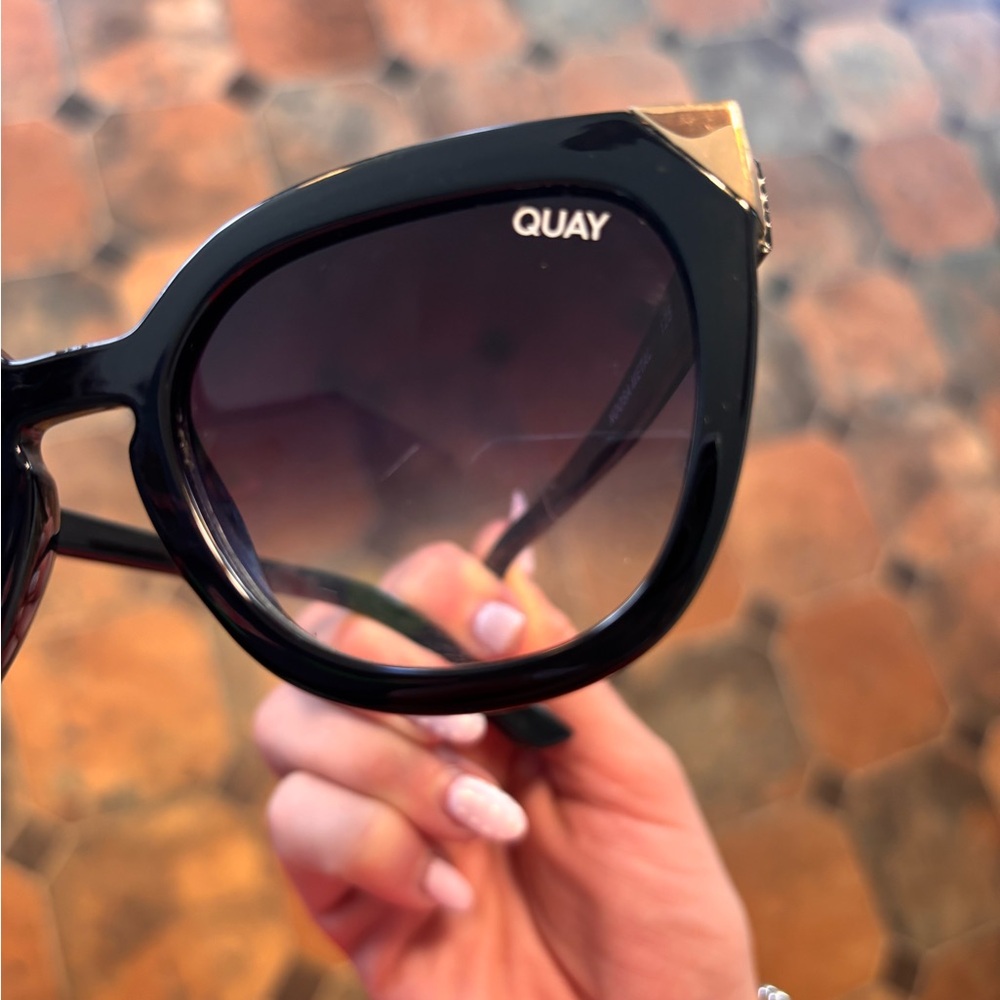 Quay Australia Black Cat Eye Sunglasses with Gold Accents - Picture 3 of 3